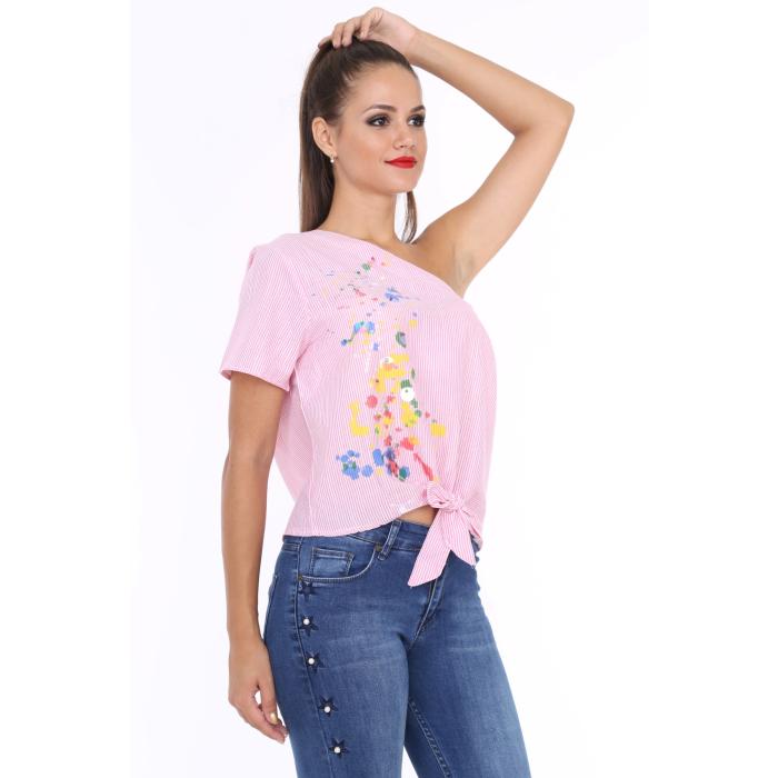 TEK OMUZLU ÖNÜ BAĞLAMALI DESENLİ PEMBE BLUZ